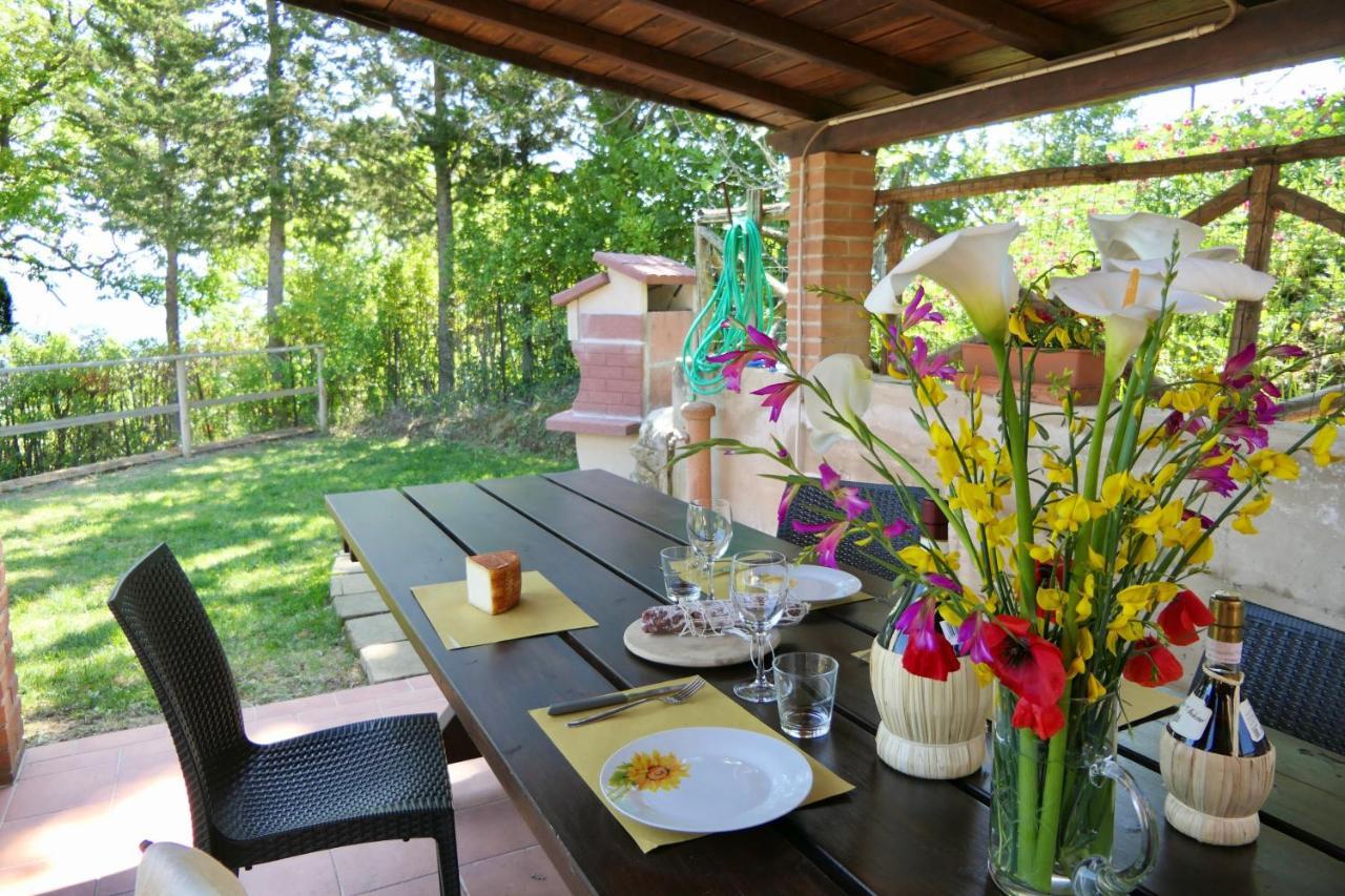 Chalet Elena In Montescudaio, Ground Floor With Fenced Garden Экстерьер фото