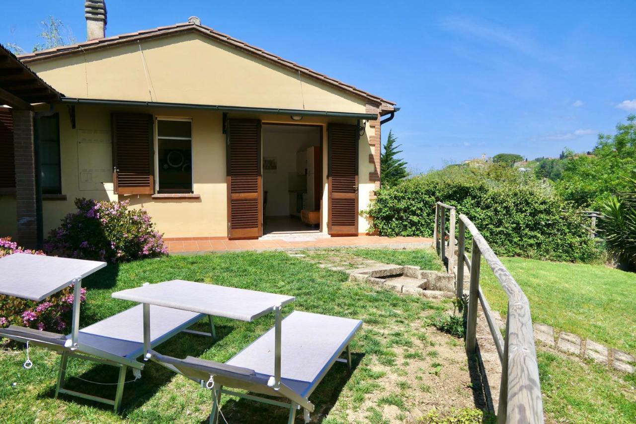 Chalet Elena In Montescudaio, Ground Floor With Fenced Garden Экстерьер фото