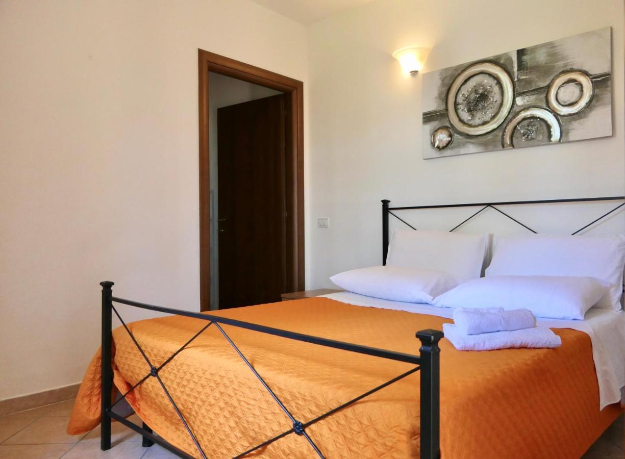 Chalet Elena In Montescudaio, Ground Floor With Fenced Garden Экстерьер фото